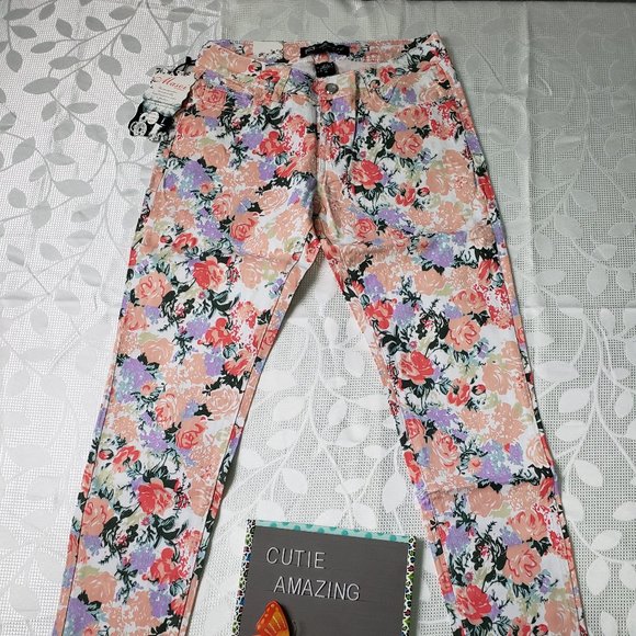 Floral Jeans - Picture 1 of 6